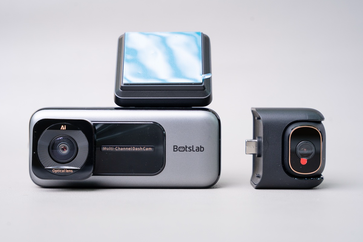 Camera hành trình BOTSLAB G980H 3 kênh - Kênh trước 4K, Kênh trong hỗ trợ hồng ngoại