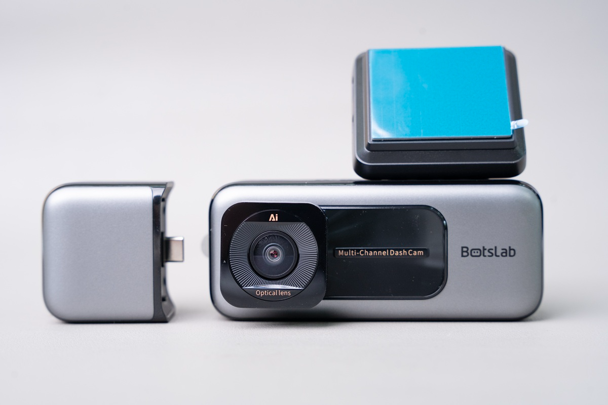 Camera hành trình BOTSLAB G980H 3 kênh - Kênh trước 4K, Kênh trong hỗ trợ hồng ngoại