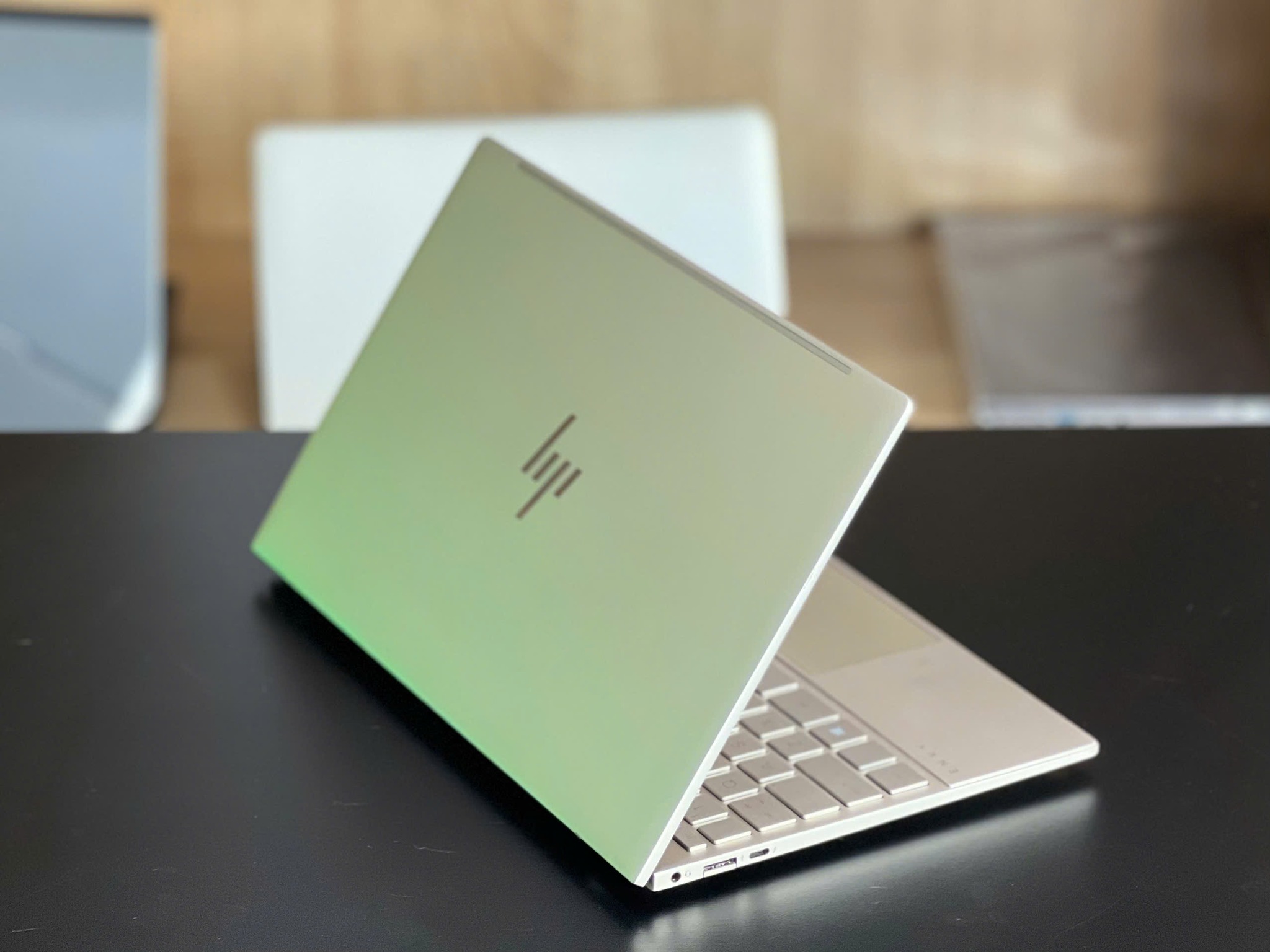 Hp Envy 13BA I5 -1035G4/8GB/512GB/13"3FHD