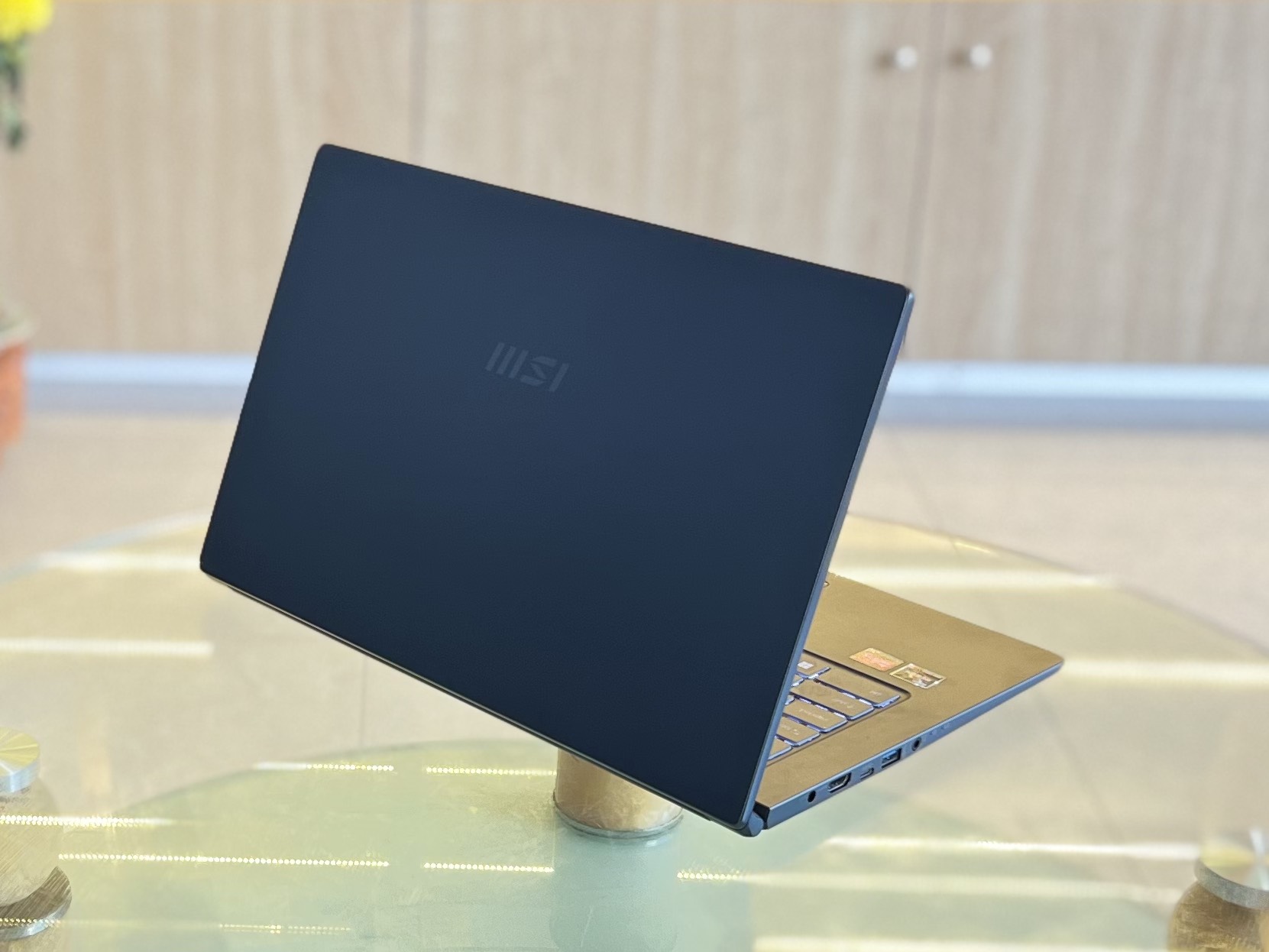 MSI Modern 15 A5M R7 R7-5700U/8GB/512GB/15"6FHD