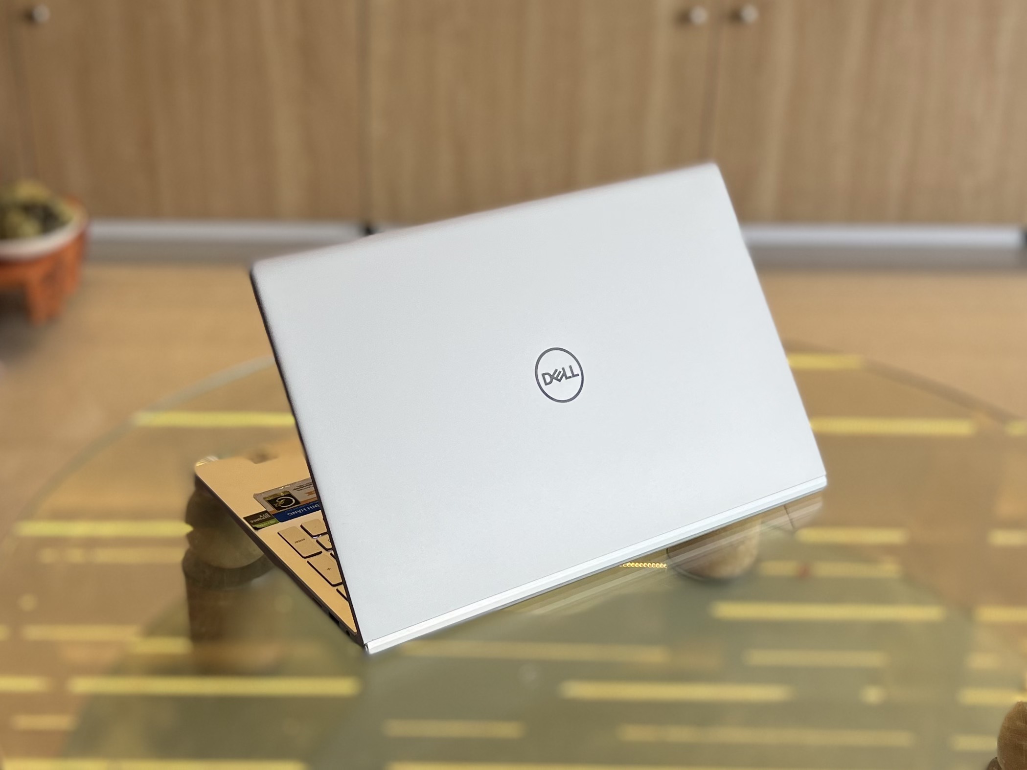 Dell Inspiron 7501 i7 10750H/8GB/512GB/4GB  Likenew
