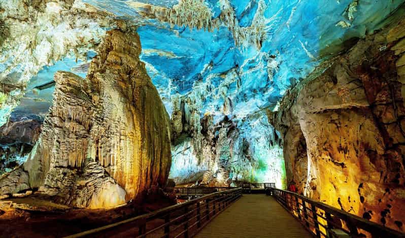 From Dong Hoi-Quang Binh: Paradise Cave & Dark Cave 1 Day Trip