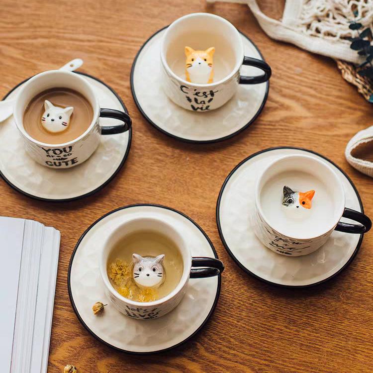 Cốc Ly Sứ Kèm Đĩa Hình Mèo Dễ Thương Quà Tặng Dành Cho Người Yêu Mèo Có Mèo Nằm Ở Bên Trong Dung Tích 200ml