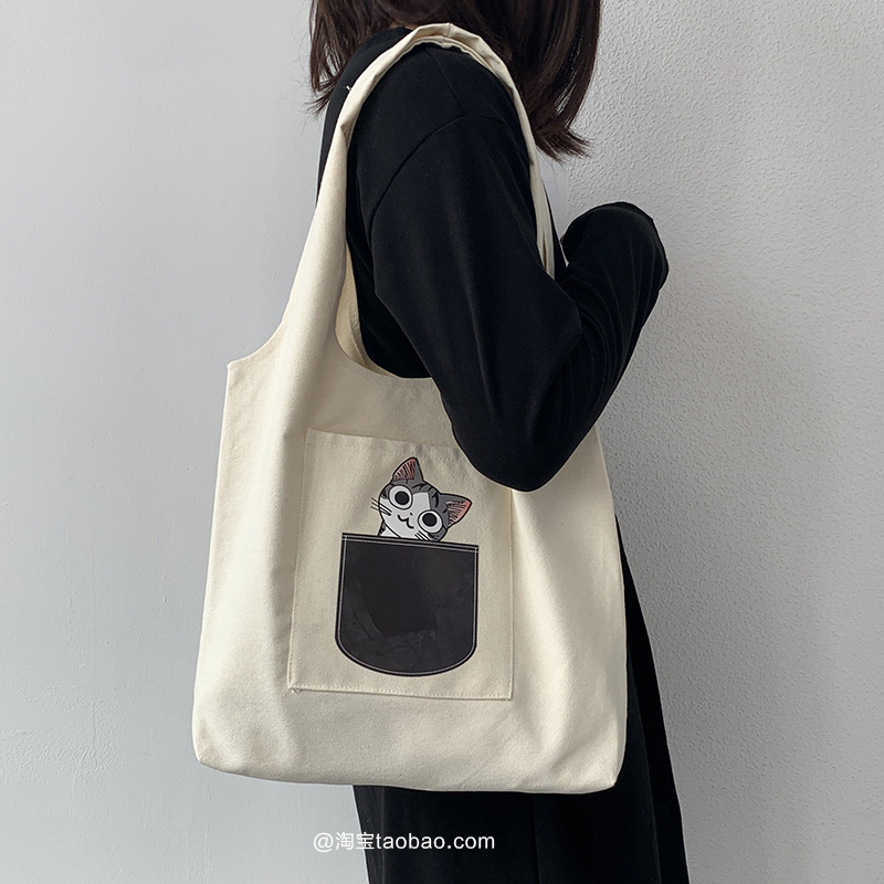 Túi vải canvas hoạ tiết mèo ngồi trong túi áo