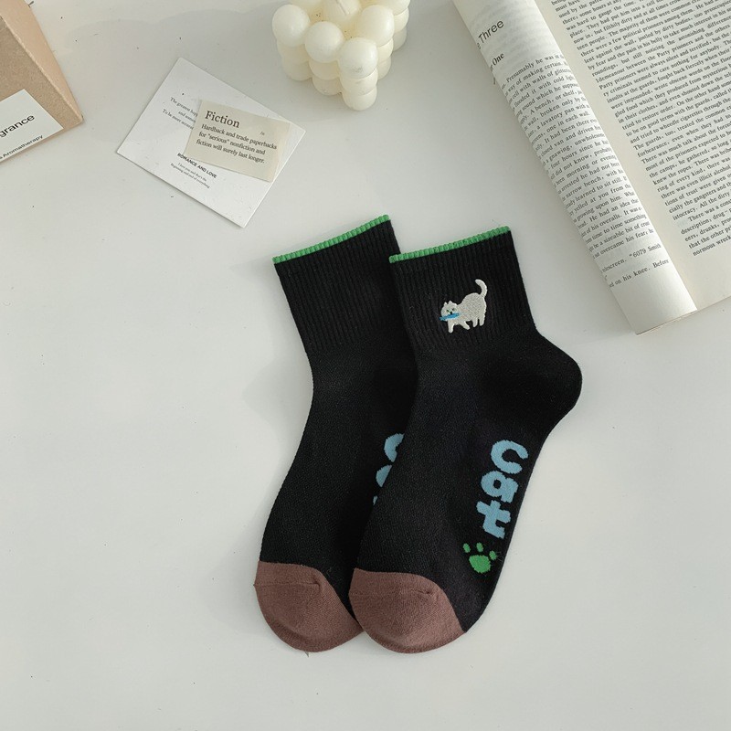 Tất cao cổ thêu hình mèo mix màu