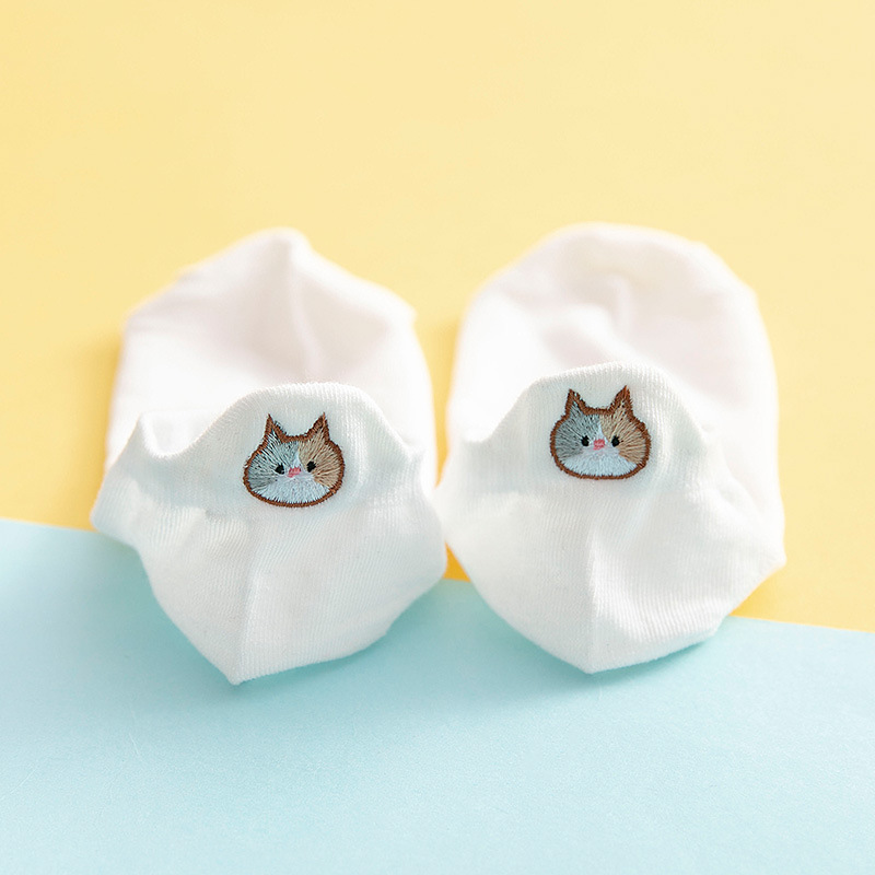 Tất cổ ngắn thêu hình mèo cam phía sau