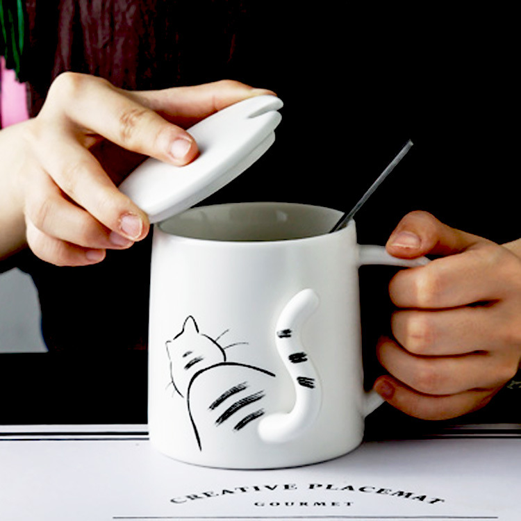 Cốc trắng hình mèo có nắp kèm thìa