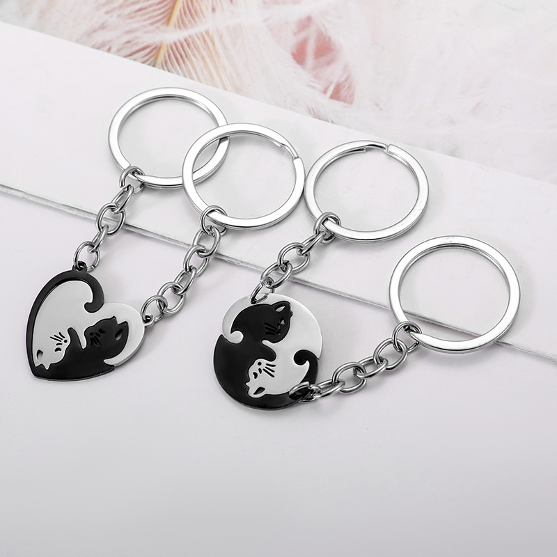 Móc Khóa Đôi Hình Mèo Trái Tim cho Cặp Đôi Yêu Mèo
