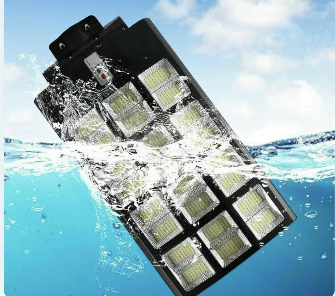 Đèn năng lượng mặt trời liền thể 400W ( Made in VietNam)