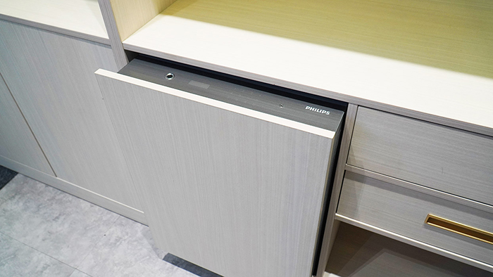 Két sắt âm tường Philips SBX330