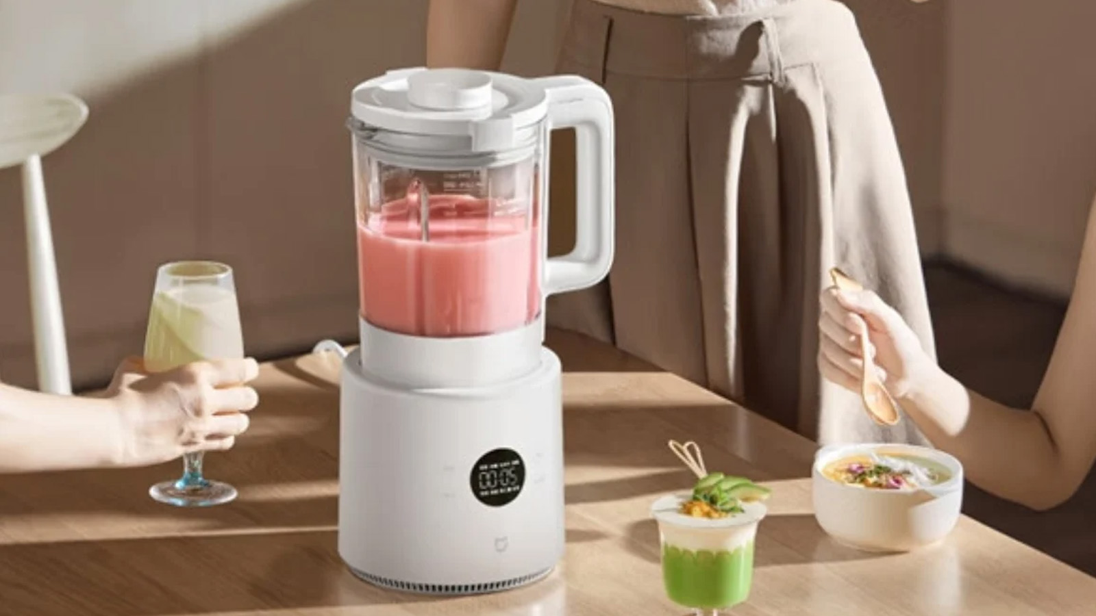 Xiaomi bán máy xay sinh tố giá dưới 1 triệu: Dung tích 1,75 lít, có màn LED và khả năng tự làm sạch