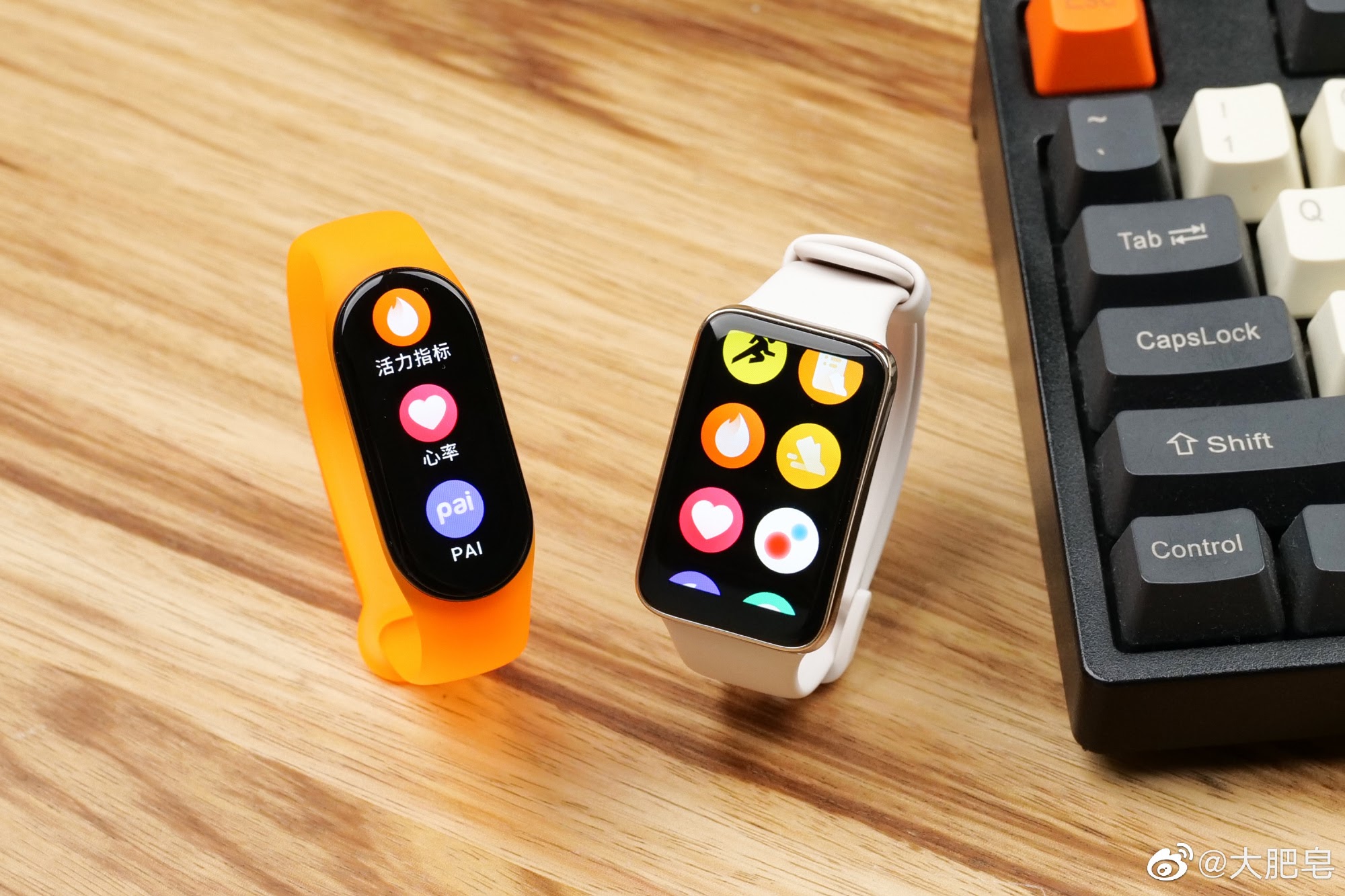 Trên tay Xiaomi Mi Band 7 Pro giá 1.4 triệu có màn hình lớn hơn và được tích hợp GPS