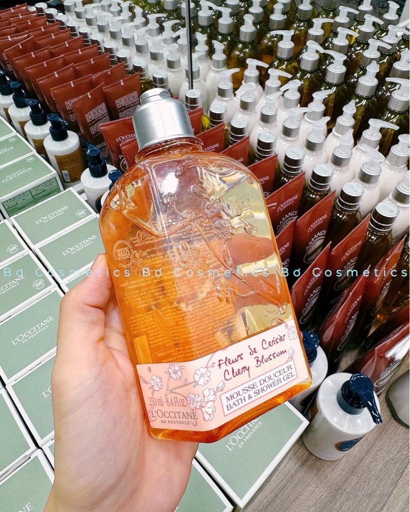 Gel Tắm Hương Hoa Anh Đào L'Occitane Cherry Blossom Bath & Shower Gel