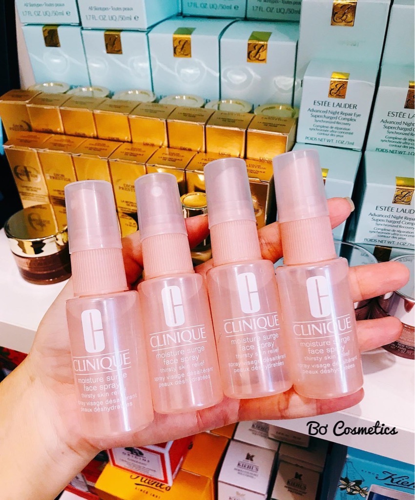 Xịt Khoáng Clinique Moisture Surge Face Spray Thirsty Skin Relief