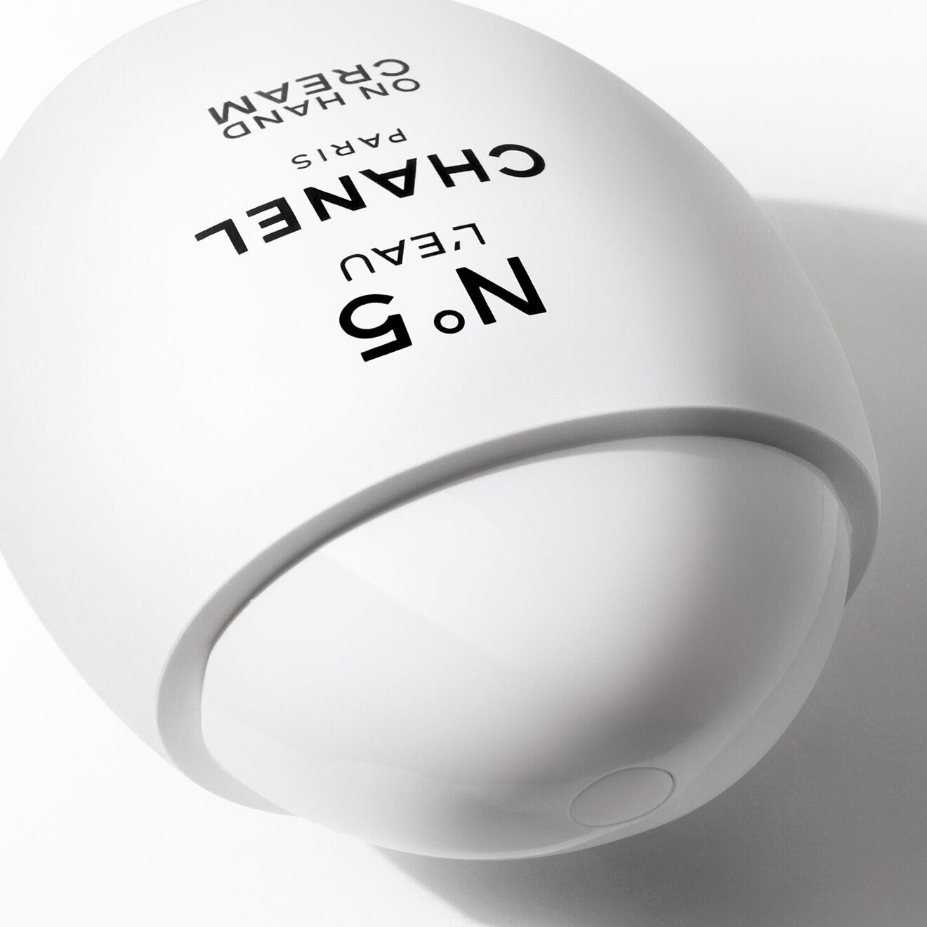 Kem Dưỡng Tay Chanel N°5 L'Eau On Hand Cream 50ml