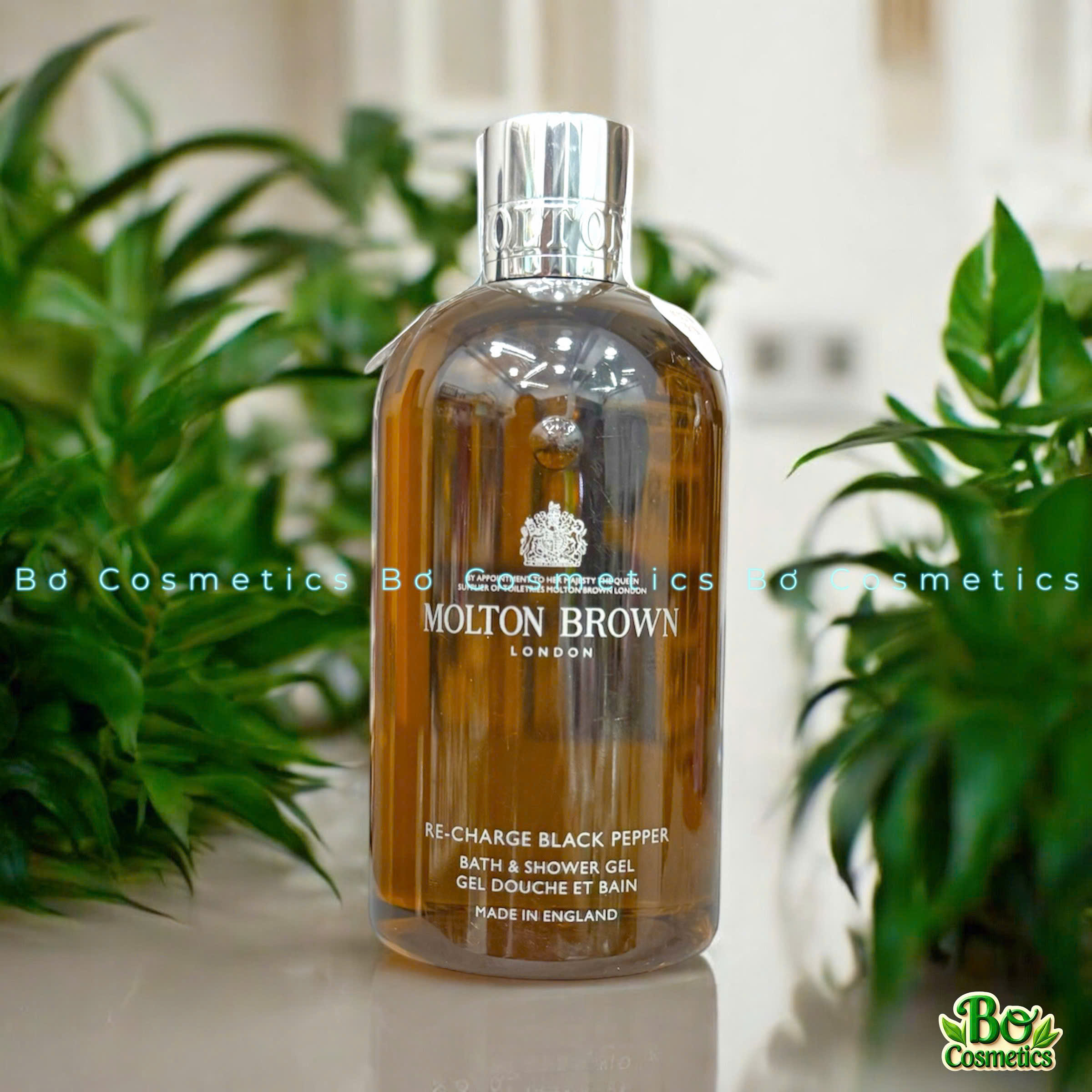 Sữa Tắm Molton Brown Re-Charge Black Pepper Bath Shower Gel