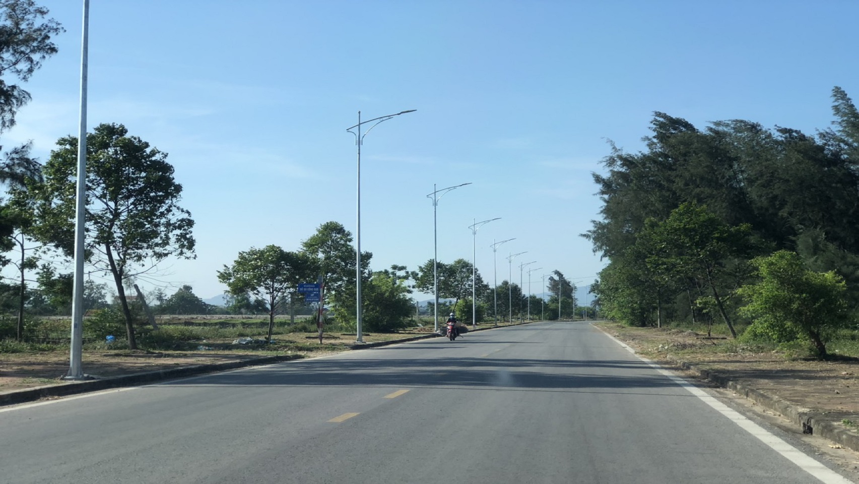 DỰ ÁN CHIẾU SÁNG ĐƯỜNG VEN BIỂN THỊ XÃ HOÀNG MAI ,TỈNH NGHỆ AN