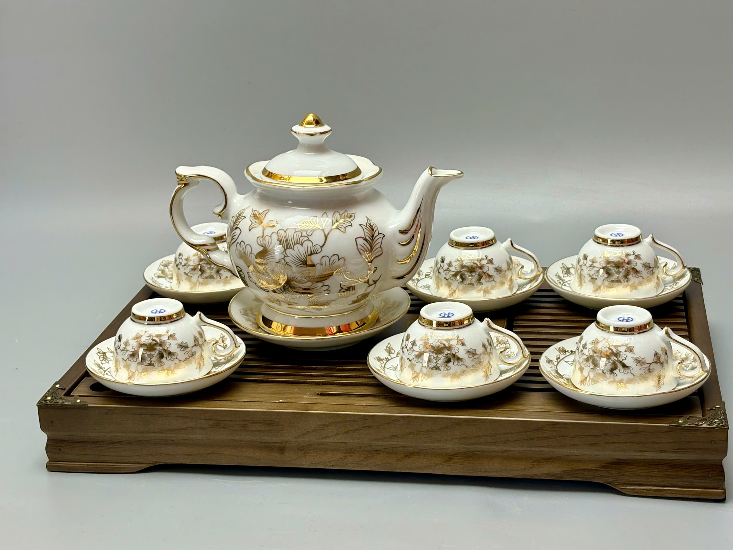 Bộ ấm chén hoàng hậu hoa phù dung  Chu Đậu vẽ vàng 24k