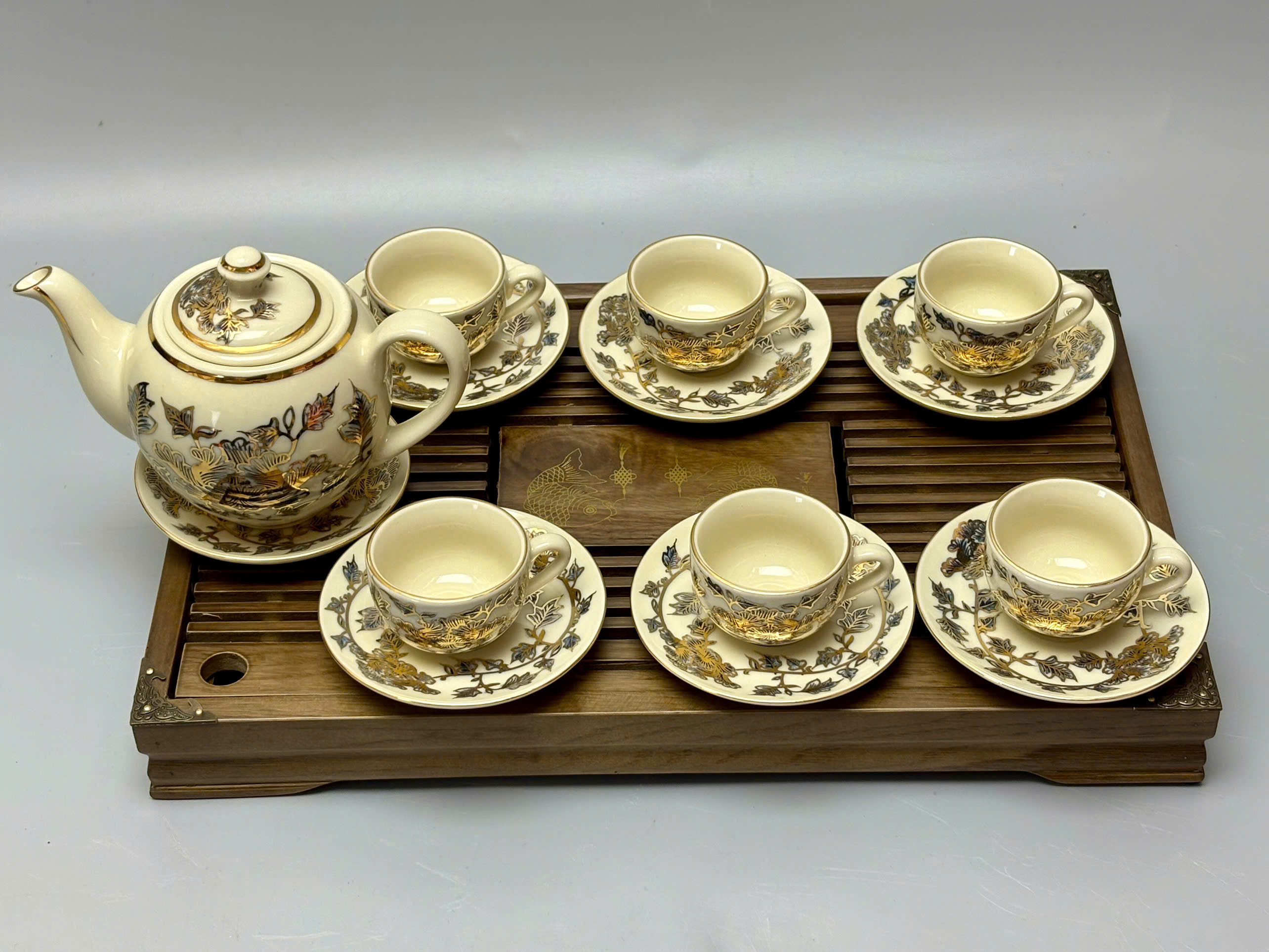 Bộ ấm trà hoa phù dung Chu Đậu vẽ vàng