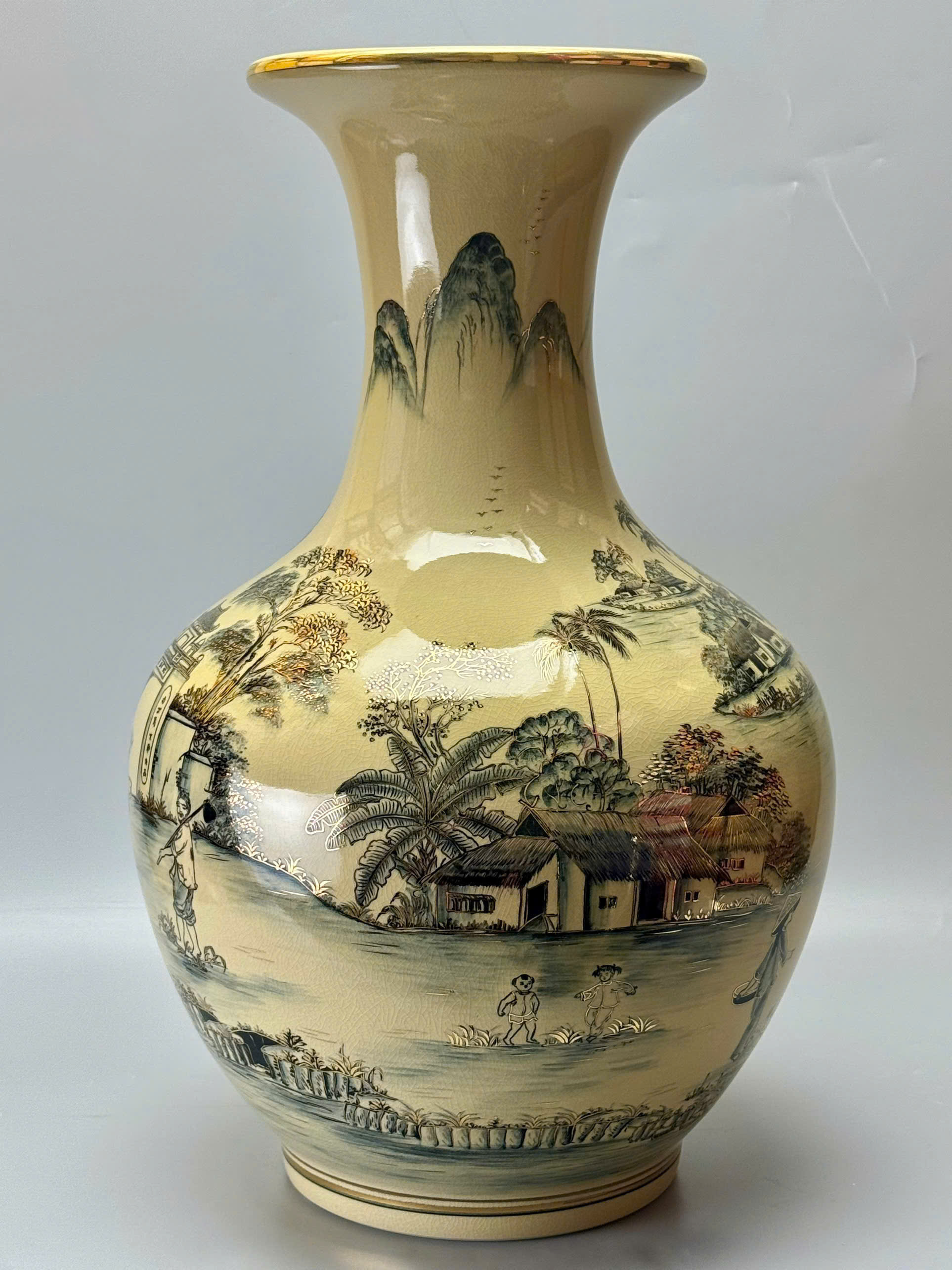 Bình phú quý H65 cảnh quê hương gốm Chu Đậu vẽ vàng