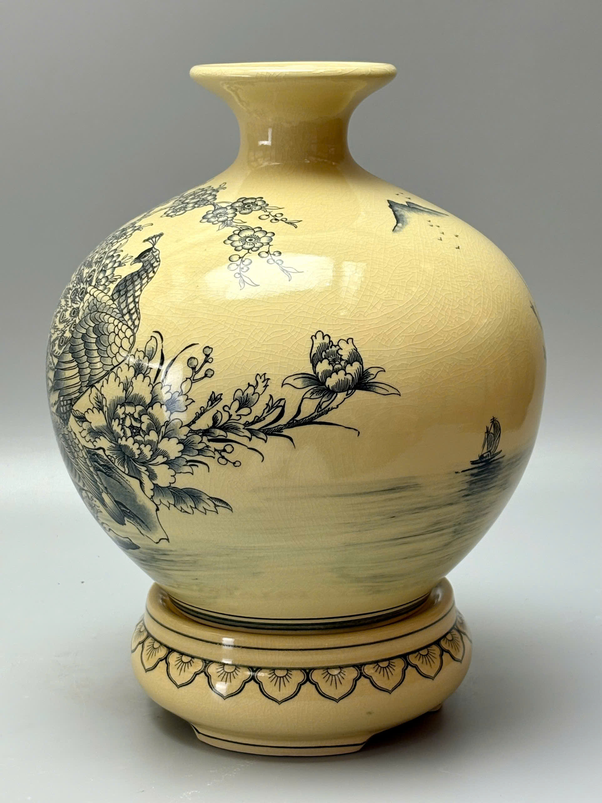 Bình hút lộc công đào truyền thống H30 gốm chu đậu