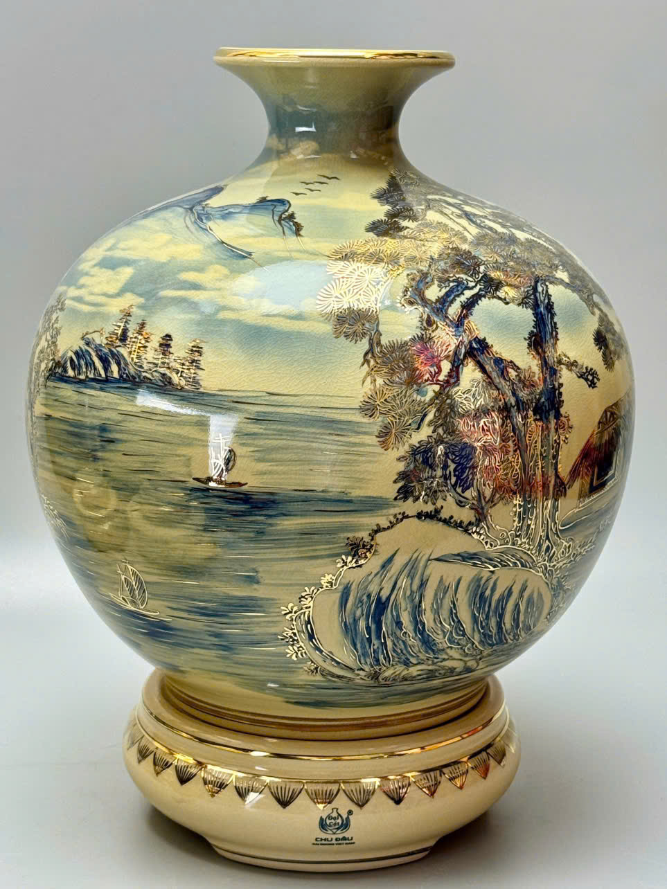 Bình hút lộc H35 vs H45 sơn thủy hữu tình vân mây xanh coban gốm chu đậu vẽ vàng