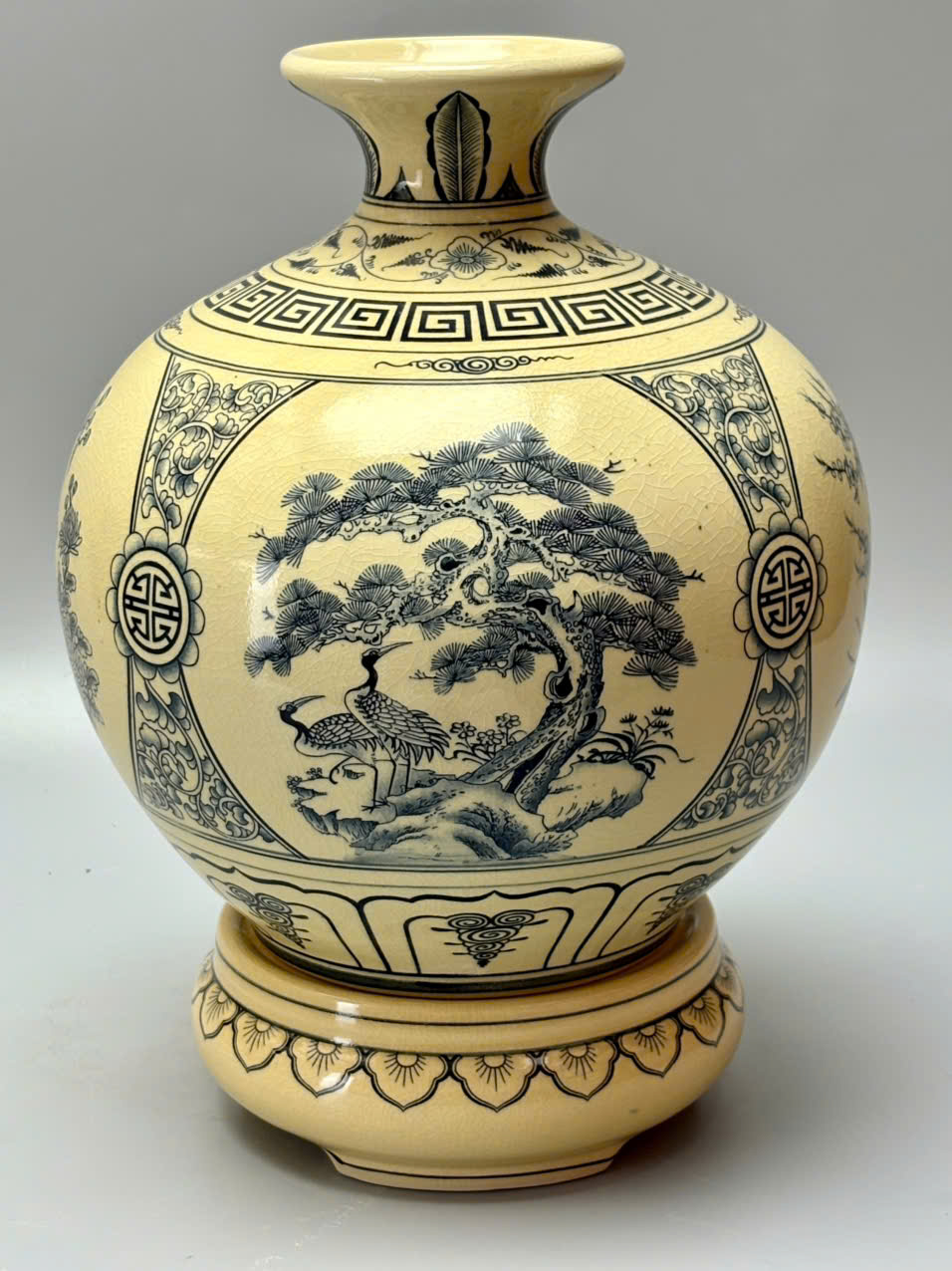 Bình hút lộc tứ cảnh tùng cúc sen đào H30 gốm chu đậu truyền thống