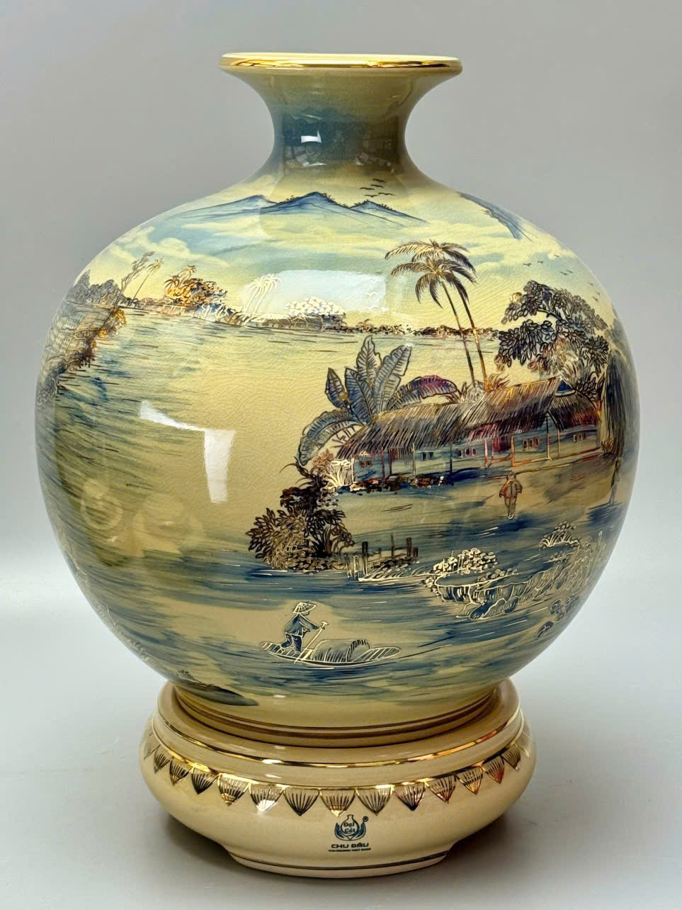 Bình hút tài lộc H35 vs H40 làng quê sơn thủy hữu tình vân mây xanh coban gốm Chu Đậu vẽ vàng 24k