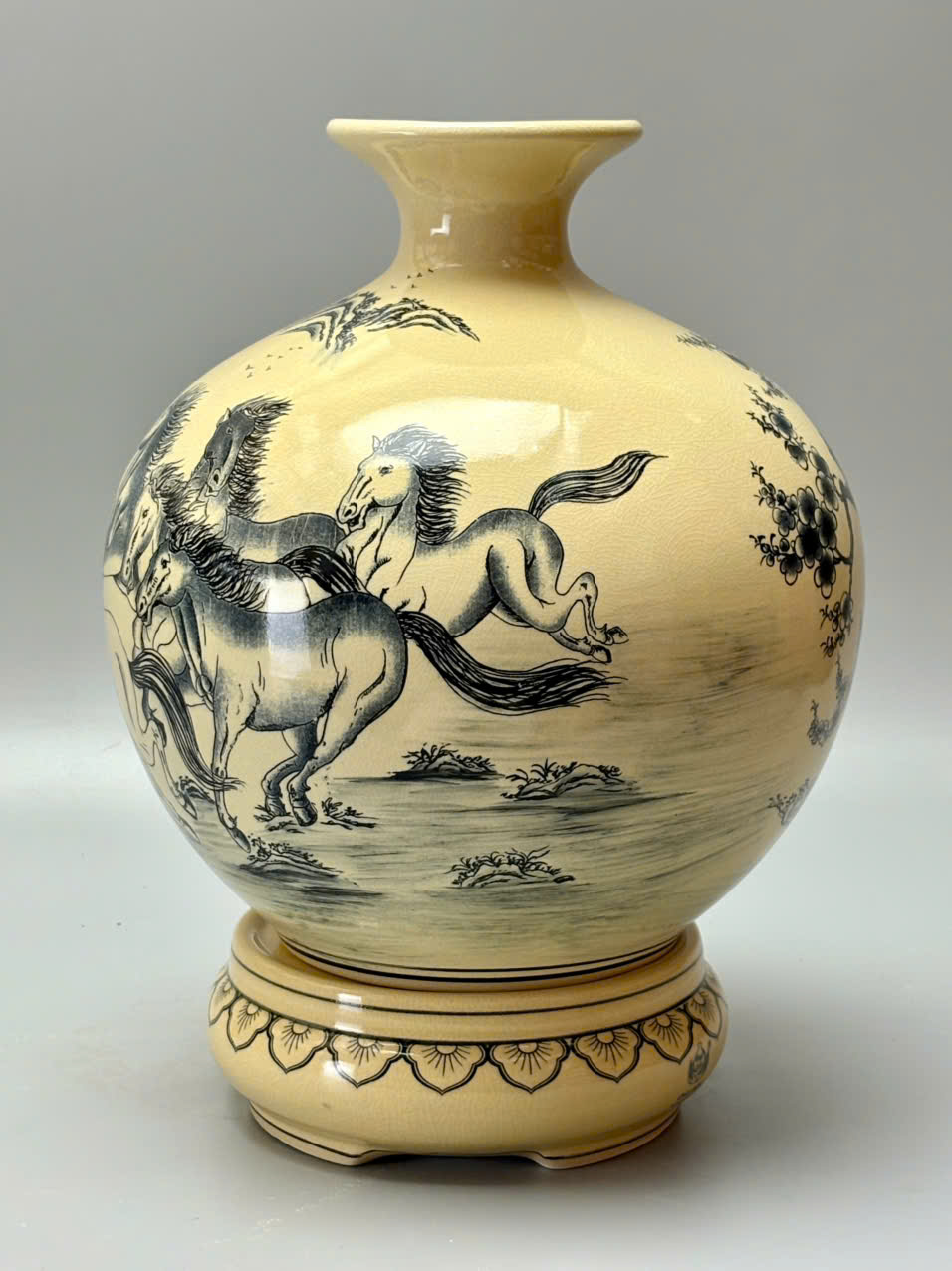 Bình hút tài lộc mã đáo thành công H30 gốm chu đậu truyền thống