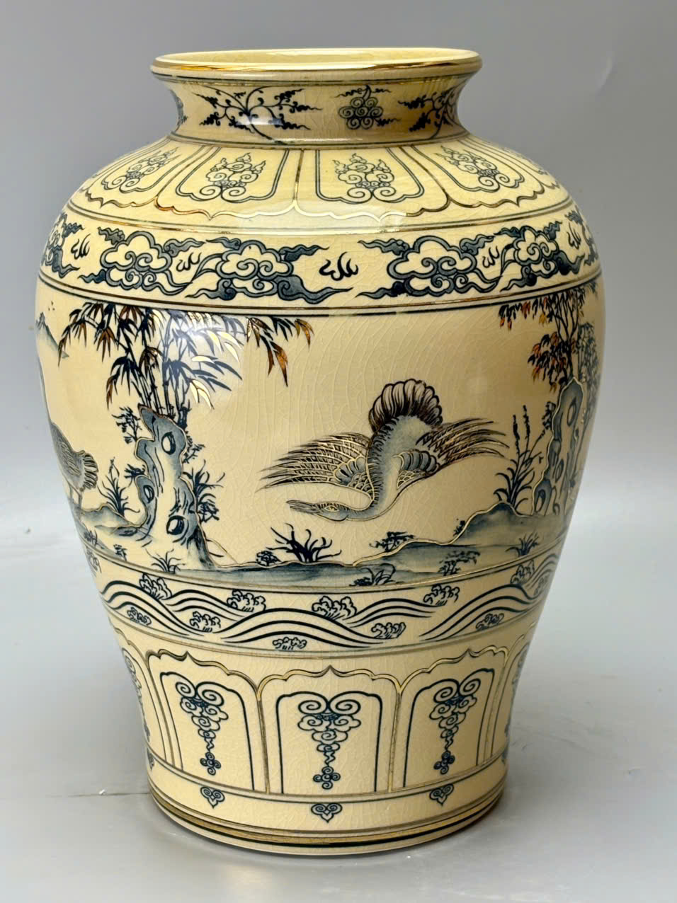 Bình thiên nga cao 33cm gốm Chu Đậu kẻ vàng 24k