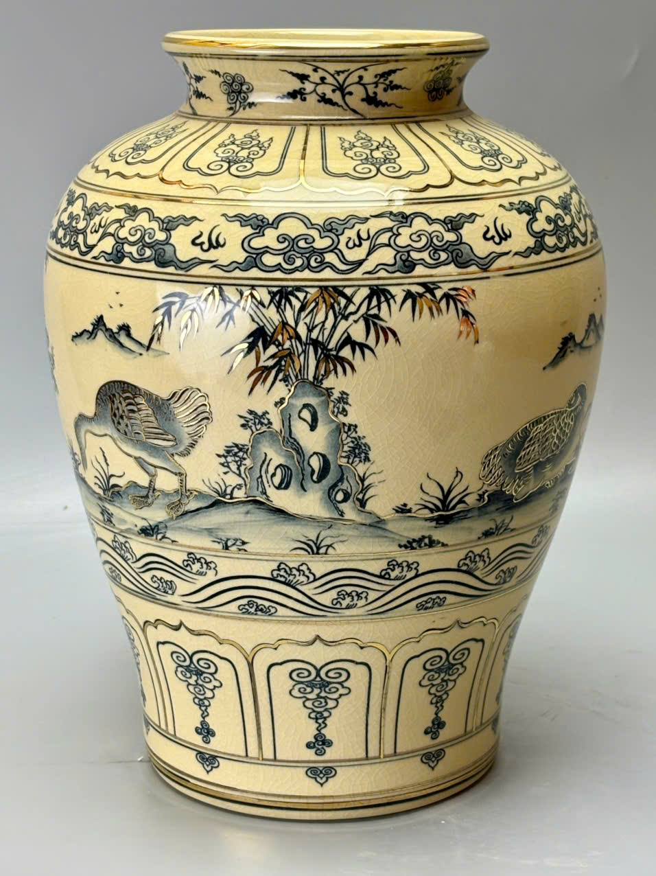 Bình thiên nga cao 33cm gốm Chu Đậu kẻ vàng 24k