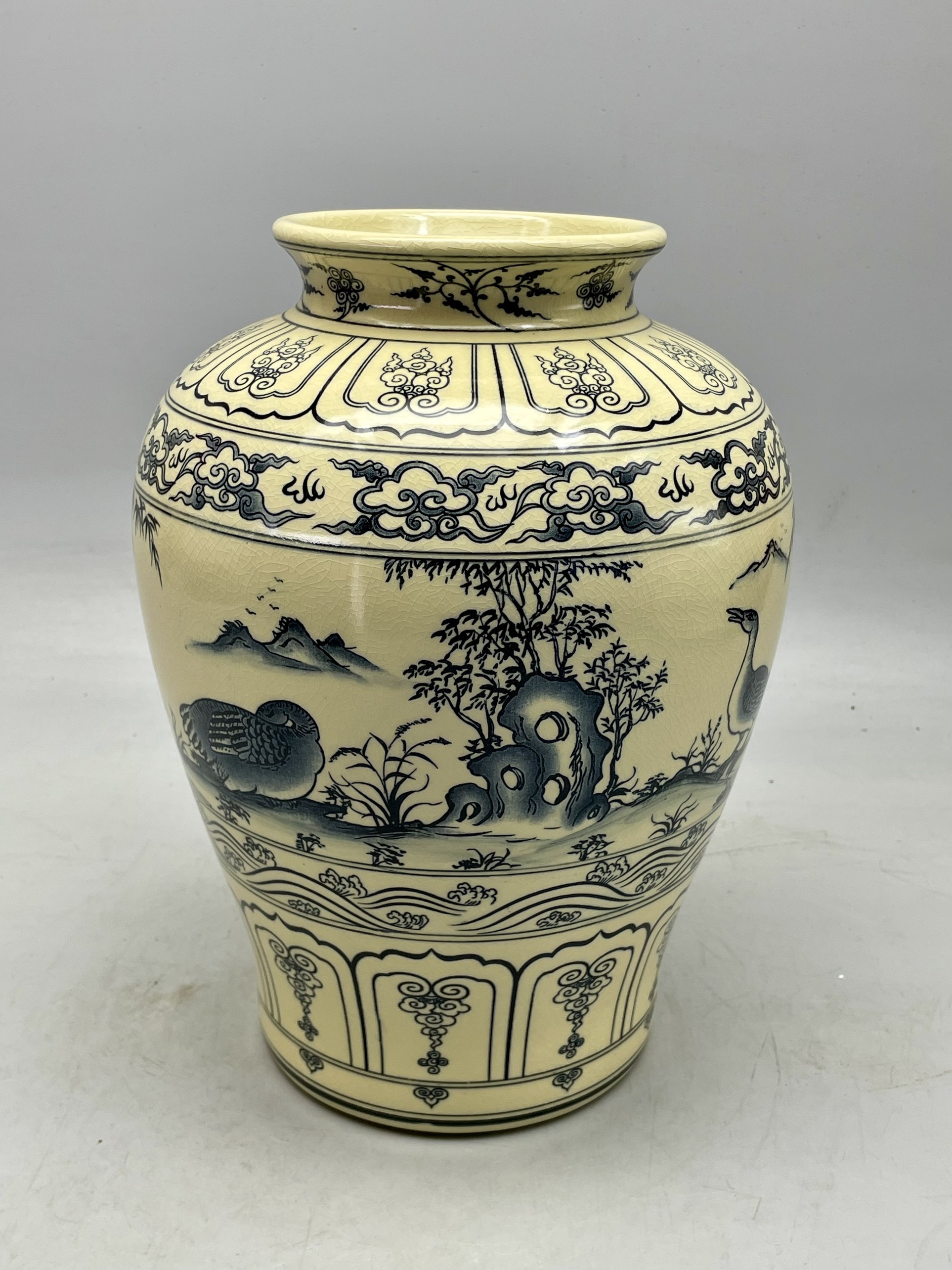 Bình Thiên Nga Cao 33cm Gốm Chu Đậu truyền thống