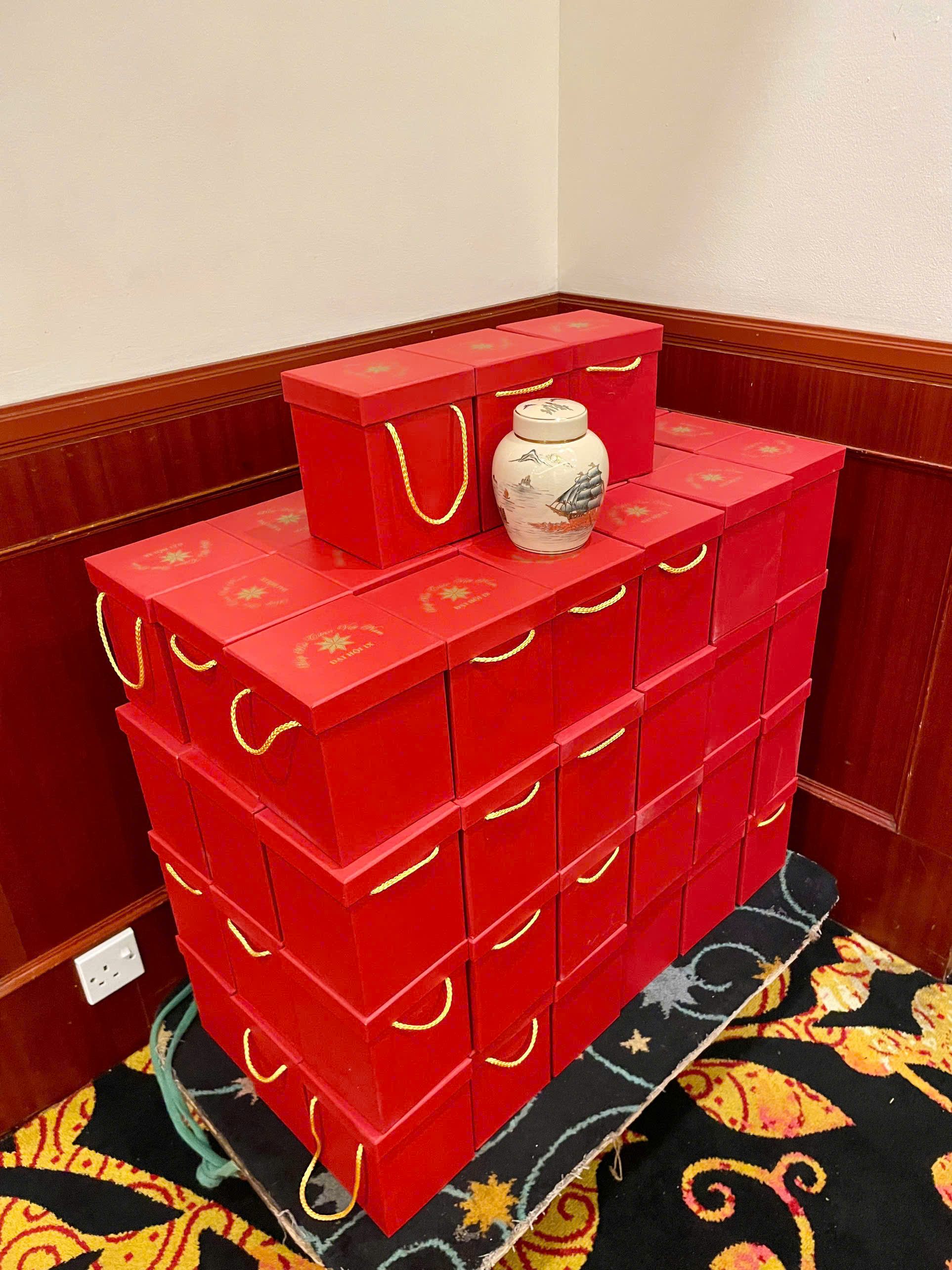 Hũ Đựng Trà Thuận Buồm Xuôi Gió - Quà Tặng Hiệp Hội Titan Việt Nam