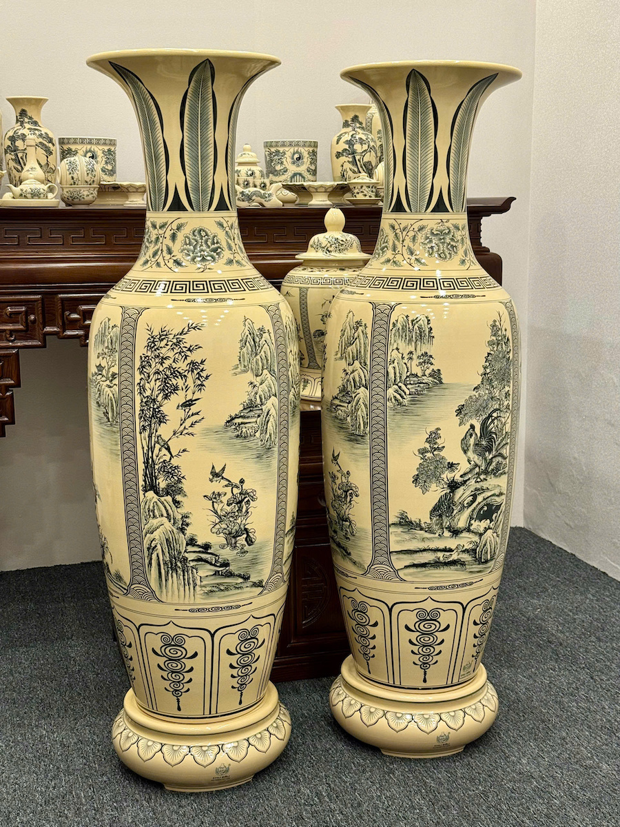 Lục Bình Tứ Cảnh Cao 1,66m Gốm Chu Đậu Truyền Thống