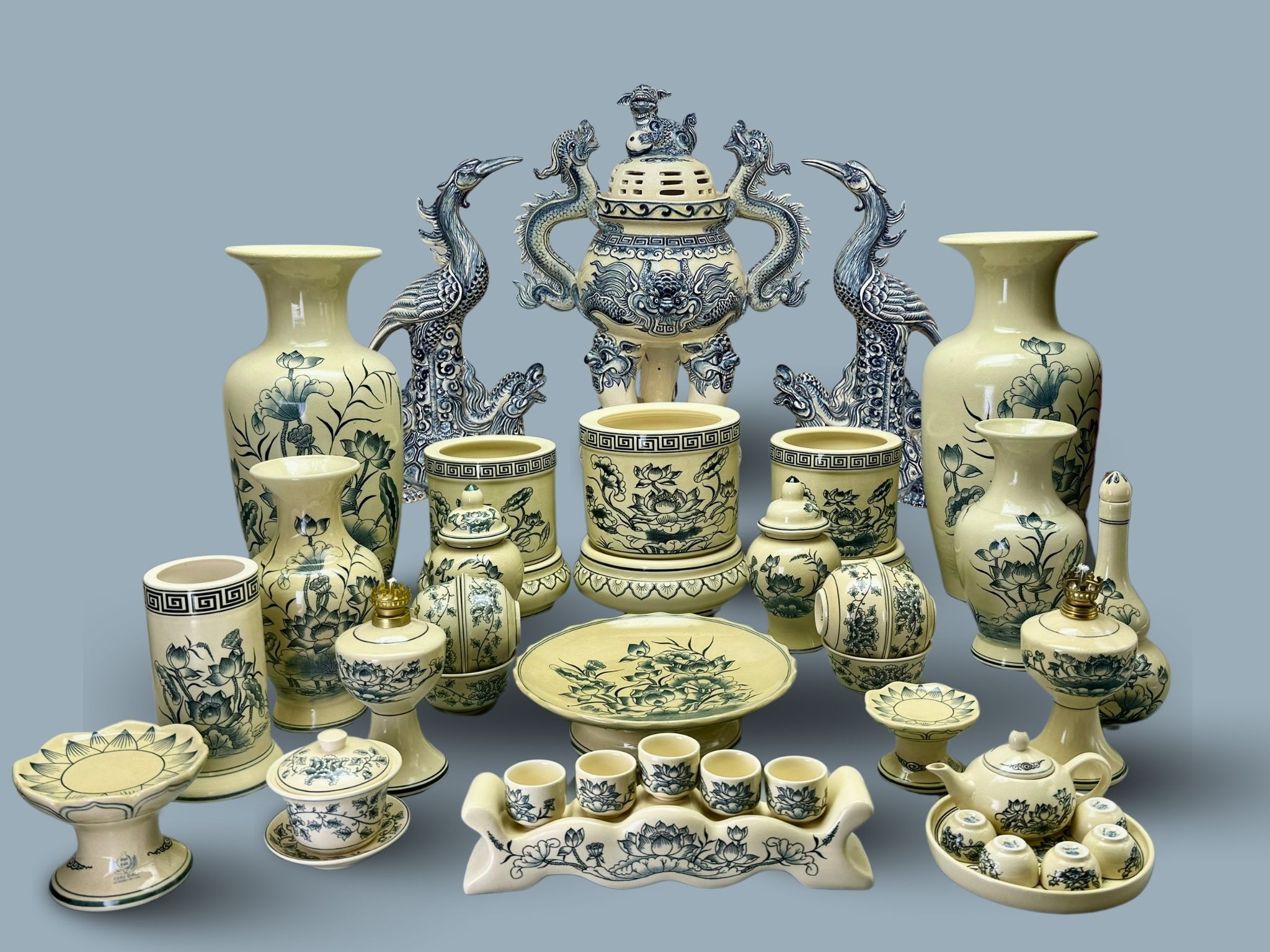 Set Vip đồ thờ hoa sen đỉnh hạc gốm chu đậu truyền thống