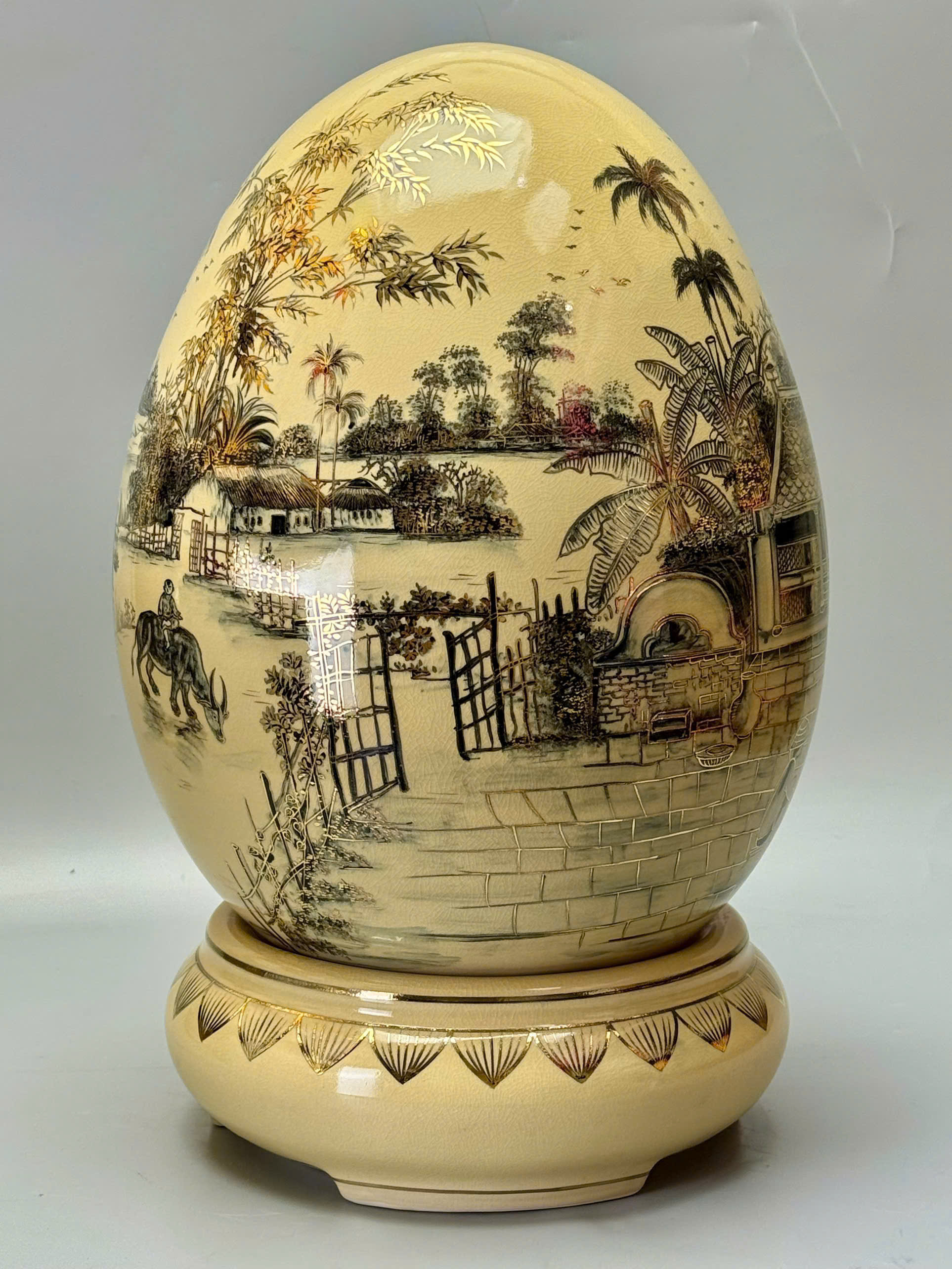 Trứng Tài Lộc Cao 55cm Phong Cảnh Làng Quê Việt Nam Xưa Gốm Vẽ Vàng 24k