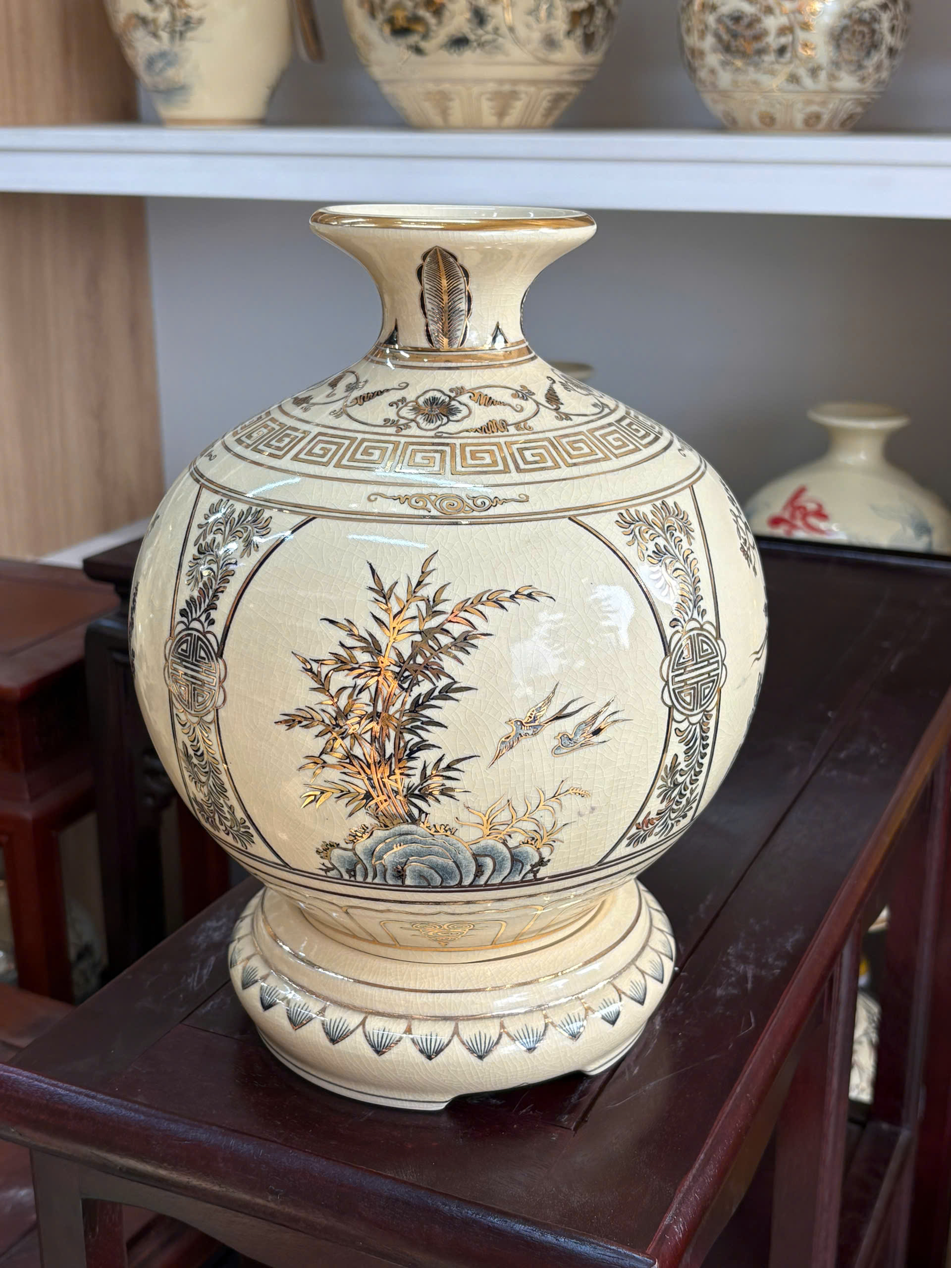 Bình hút tài lộc tứ cảnh tùng cúc trúc mai  vẽ vàng 24k