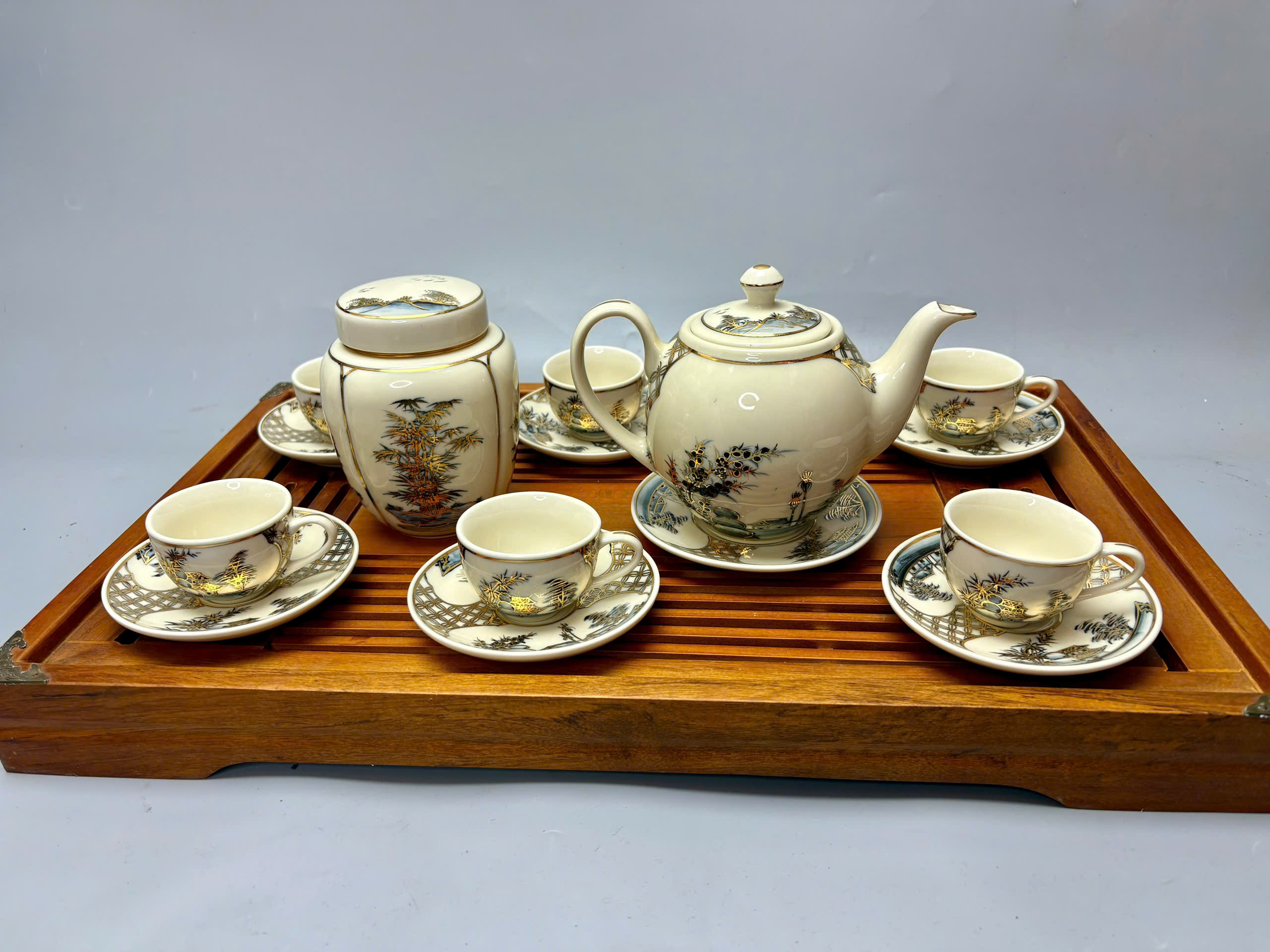 Bộ ấm chén hoa chanh nhị cảnh đồng quê vẽ vàng 24k Chu Đậu