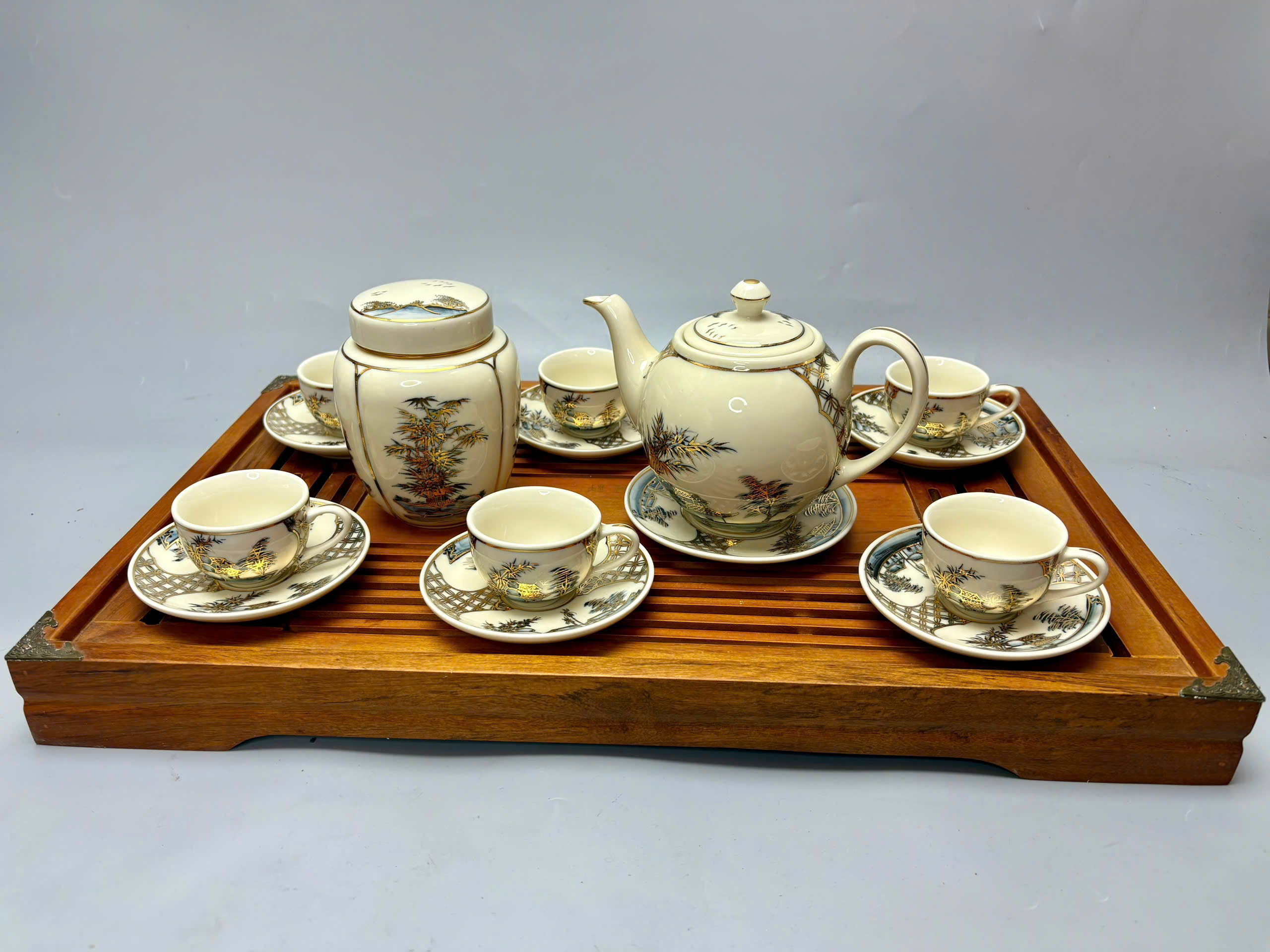 Bộ ấm chén hoa chanh nhị cảnh đồng quê vẽ vàng 24k Chu Đậu
