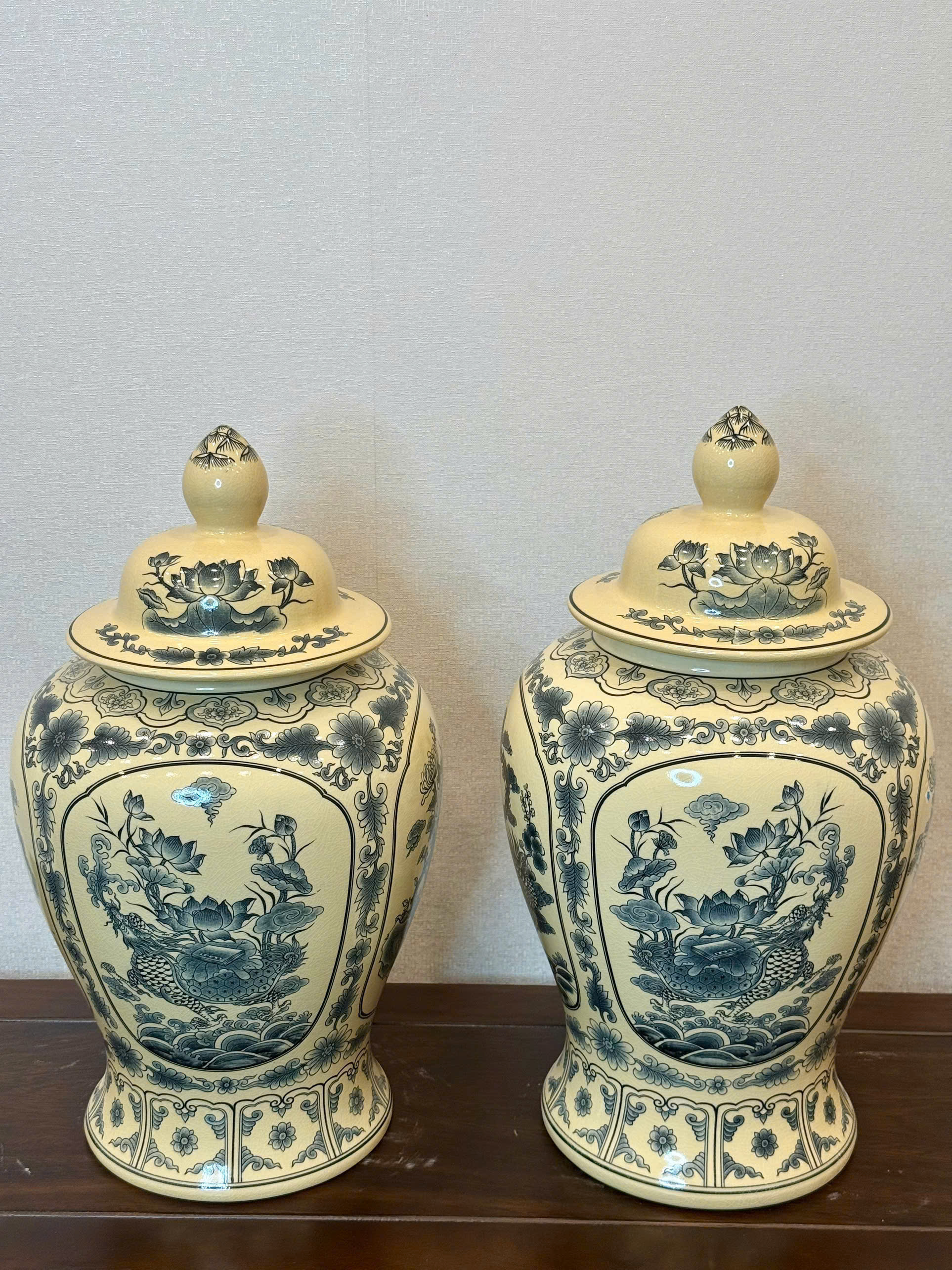 Chóe tứ linh truyền thống gốm Chu Đậu