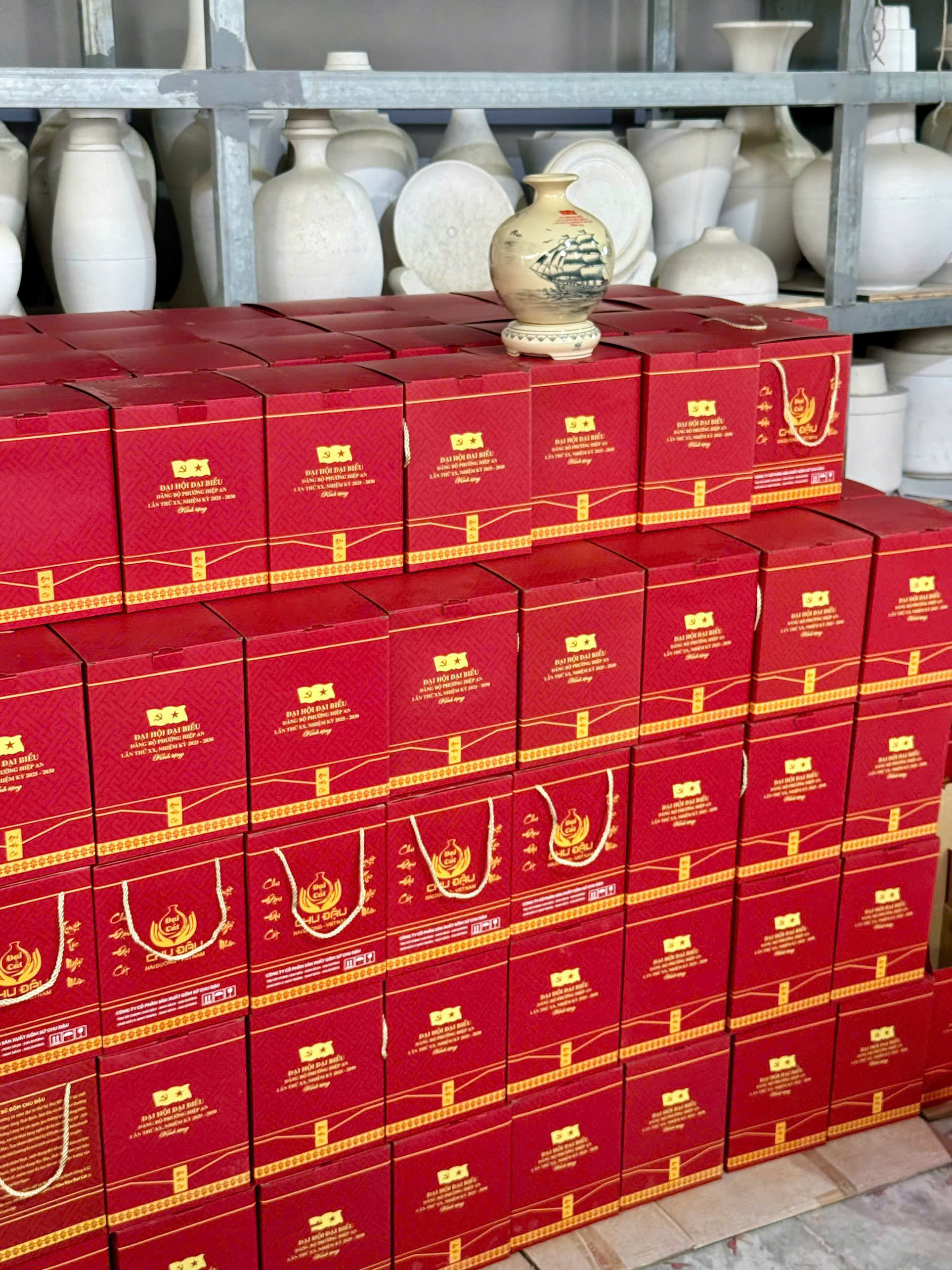 Quà tặng đại hôi đại biểu phường Hiệp An