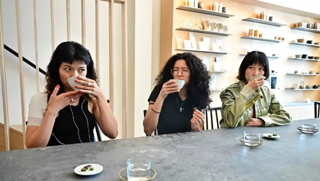 Cơn Khát Matcha Toàn Cầu và Thách Thức của Ngành Trà Xanh Nhật Bản