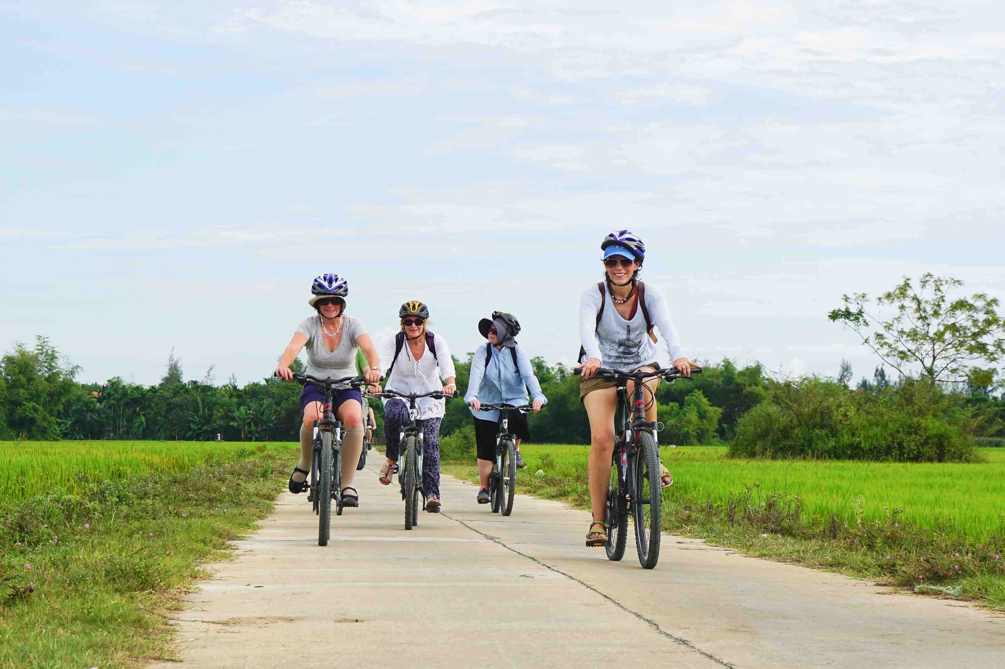 2025 Top Adventure: Cycling Vietnam’s Central Coast – Hoi An to Hue (or Reverse) 3 Days 2 Nights