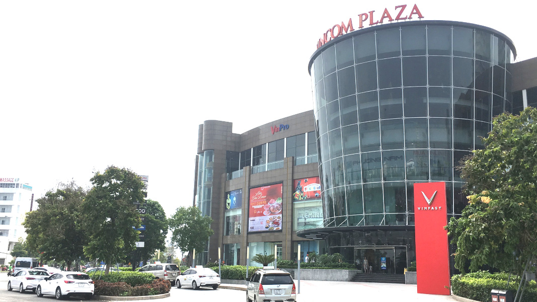 Review Vincom Đà Nẵng: Trung Tâm Thương Mại Sầm Uất, Mua Sắm Thả Ga