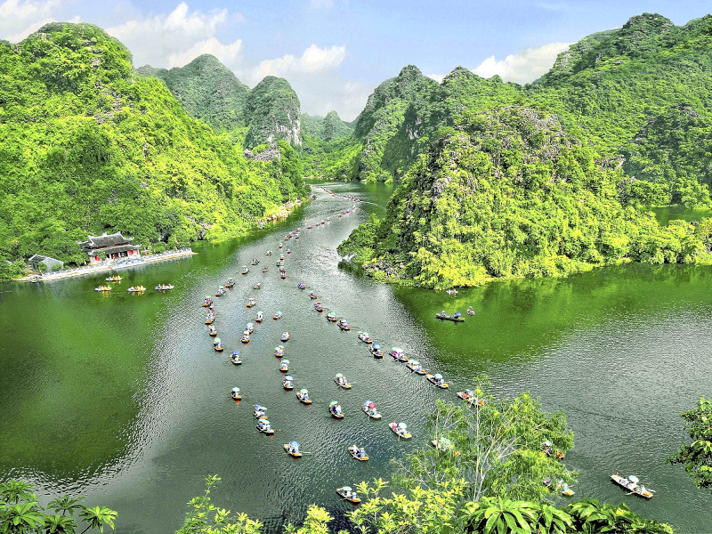 Trải Nghiệm Tour Quảng Bình - Hà Nội - Ninh Bình - Quảng Bình Đáng Nhớ