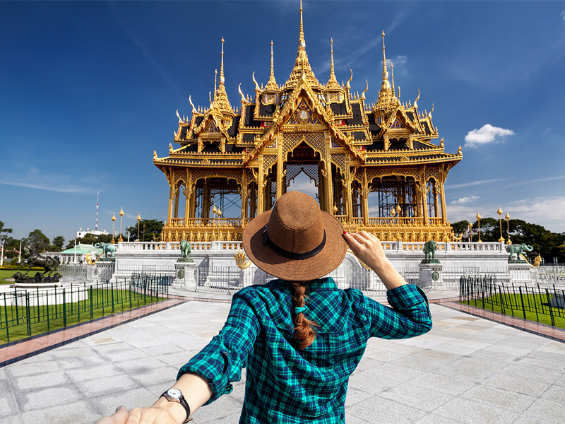 Khám Phá Xứ Chùa Vàng Theo Tour