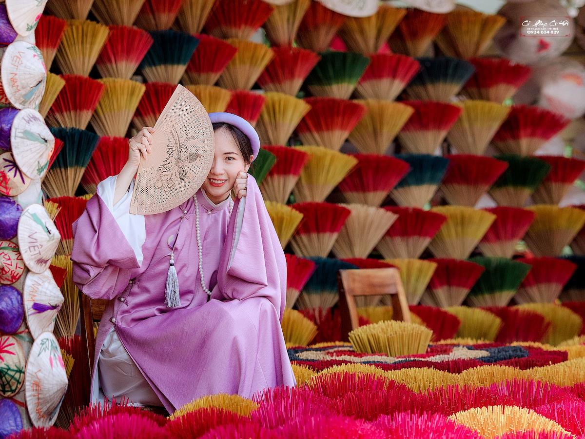 Đến Làng Hương có phải mua vé không