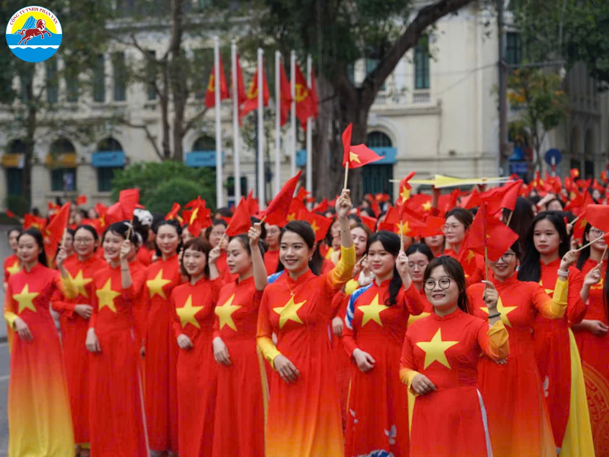 Ngày 20/10 là dịp cả nước tôn vinh người phụ nữ Việt
