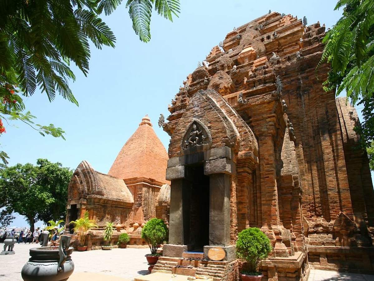Tháp Bà Ponagar