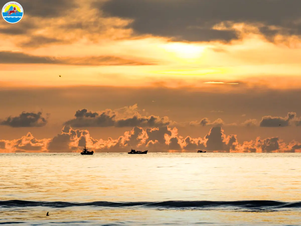 du lịch biển trà vinh​